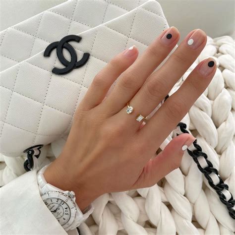 best Chanel nails